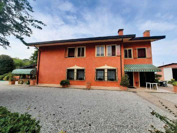 immobile villa all'asta in Via Montello n 12 - 31052 Maserada sul Piave (TV) - 3