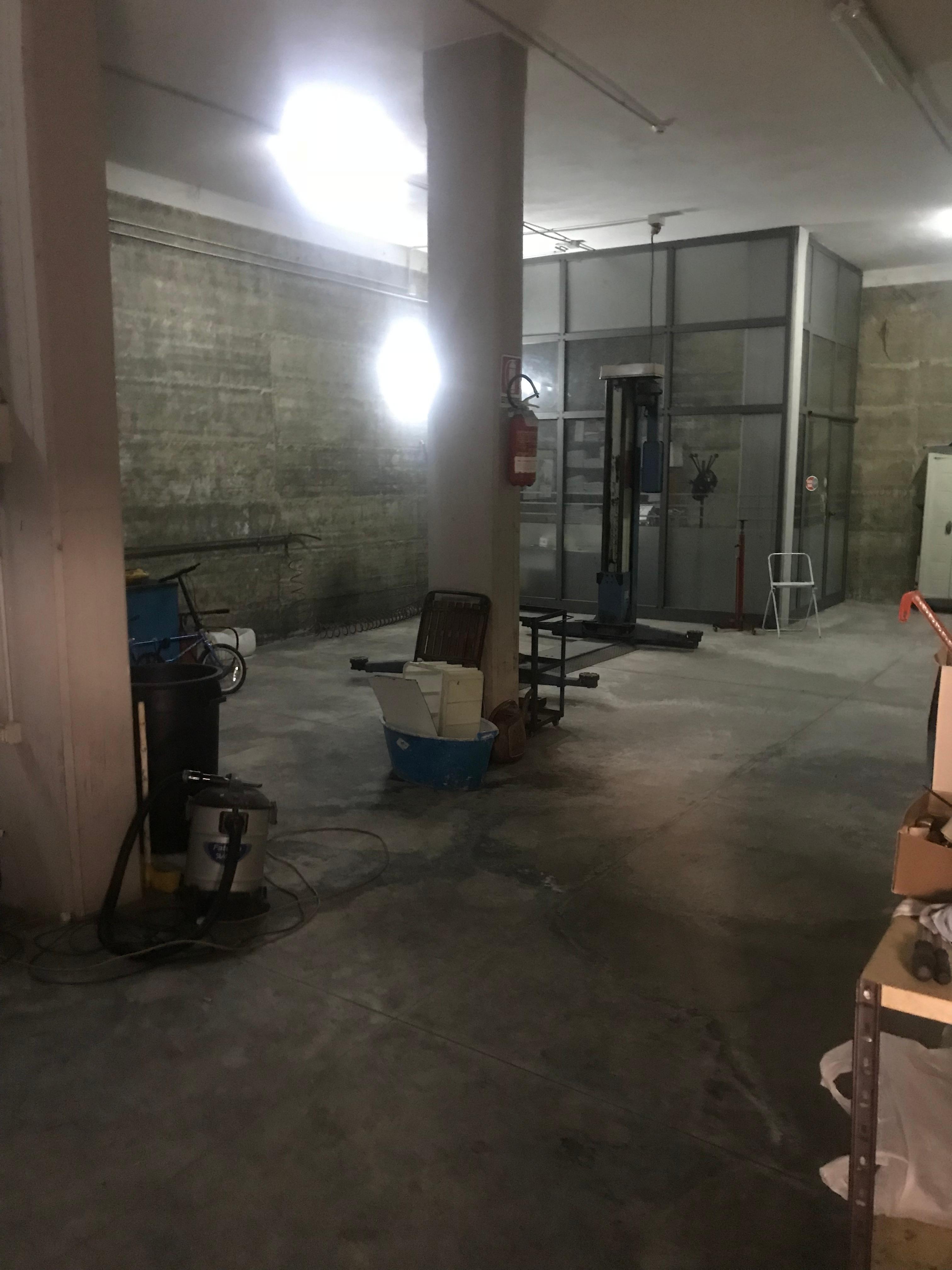 immobile garage all'asta in viale Europa n 434/438 - 81031 Aversa (CE) - 5