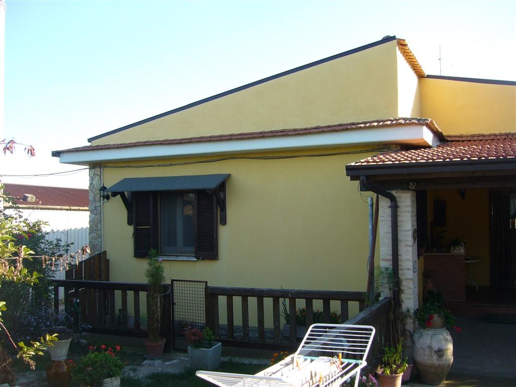 immobile villa all'asta in Contrada Colle Castrato - 71010 Serracapriola (FG) - 1