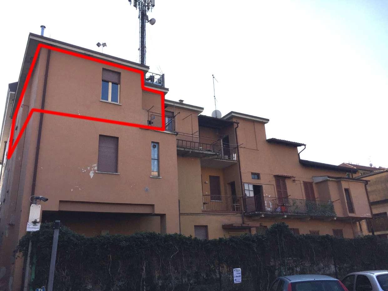 immobile appartamento all'asta in Via Roma 31 - 20040 Carnate (MB) - 2