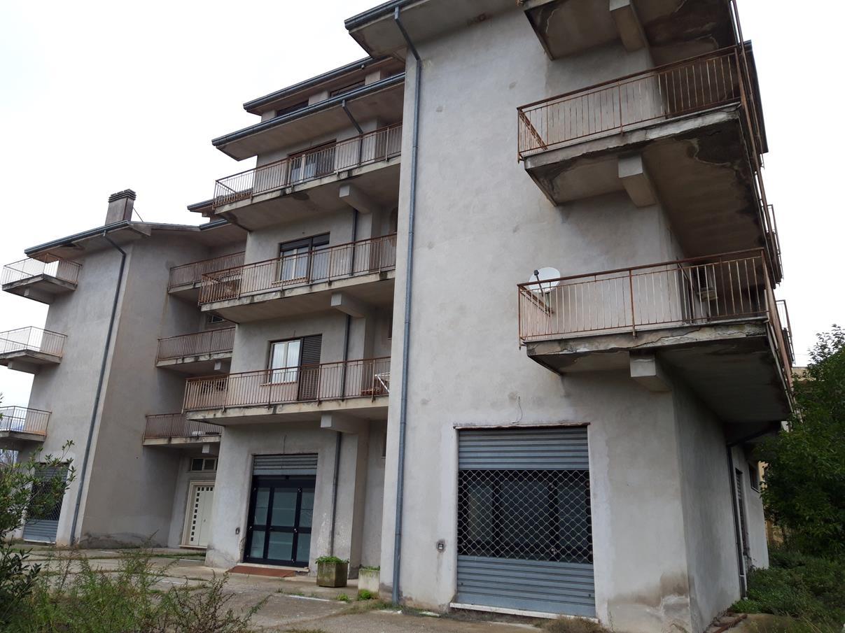 immobile appartamento all'asta in Via Fontechiari Isola del Liri (FR) - 1