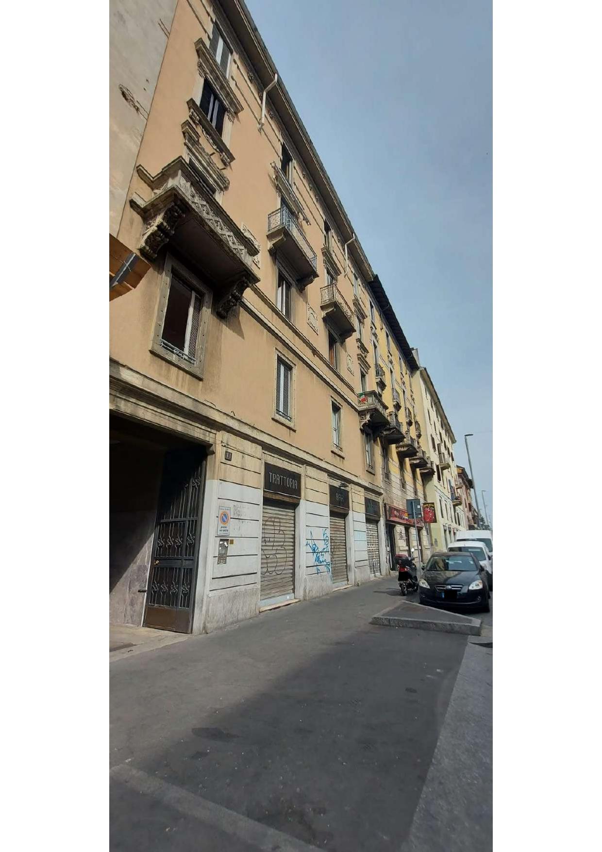 immobile appartamento all'asta in via Carlo Imbonati n 11 - 20159 Milano (MI) - 1