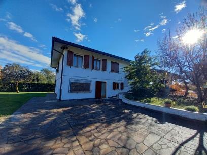 immobile villa all'asta in Località Porto Menai, 43/C - 30034 Mira (VE) - 1