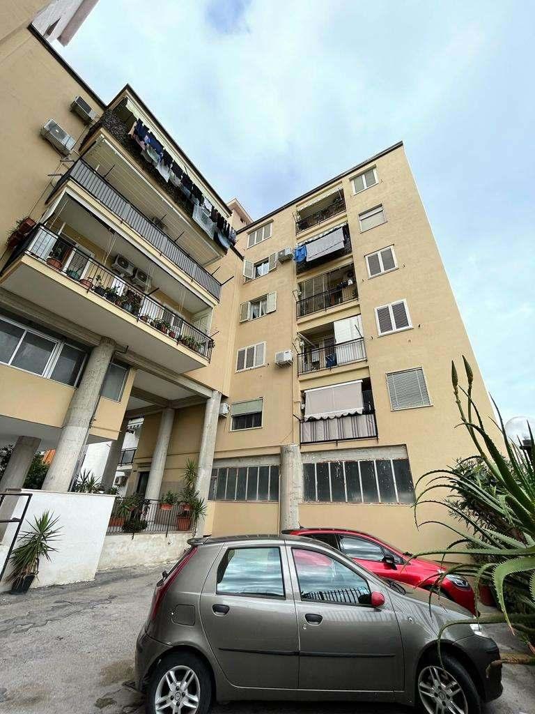 immobile appartamento all'asta in via GAmendola 22 Villaricca (NA) - 1