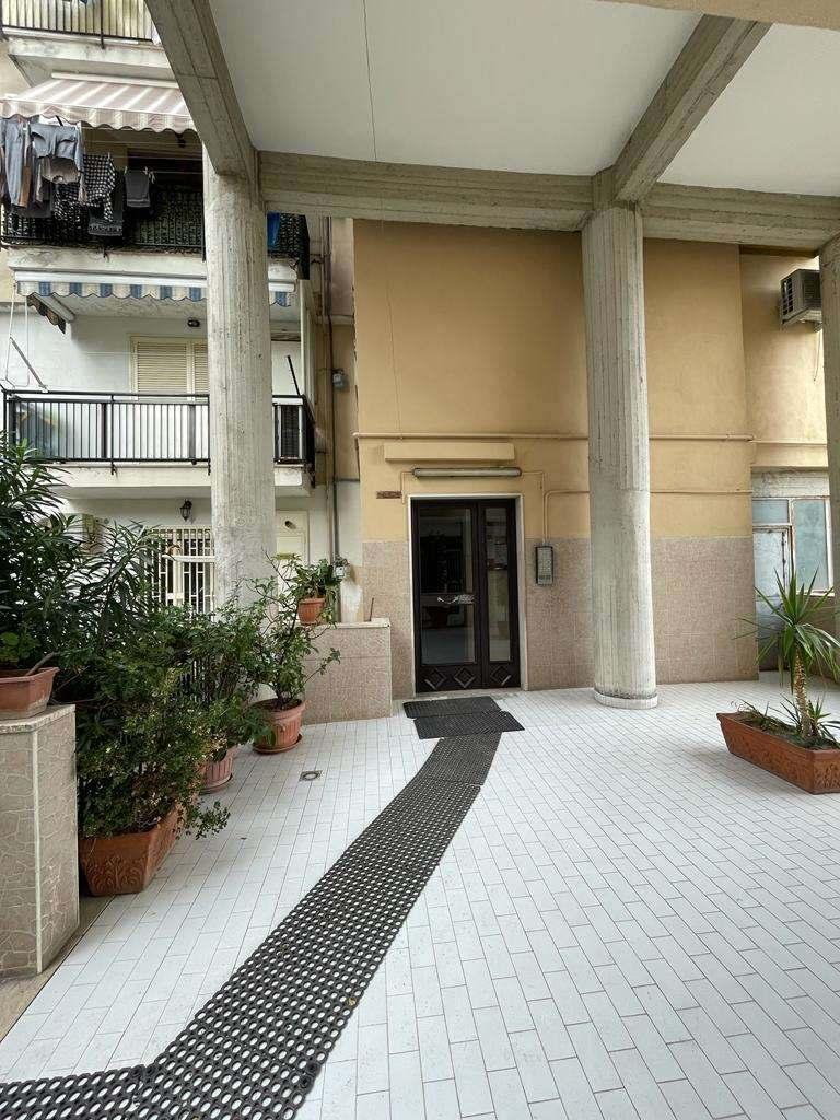 immobile appartamento all'asta in via GAmendola 22 Villaricca (NA) - 2