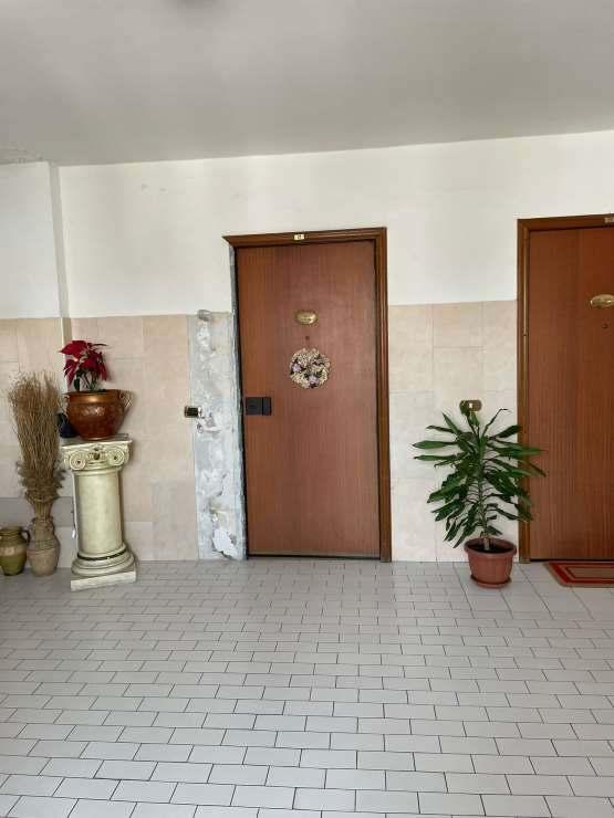 immobile appartamento all'asta in via GAmendola 22 Villaricca (NA) - 4