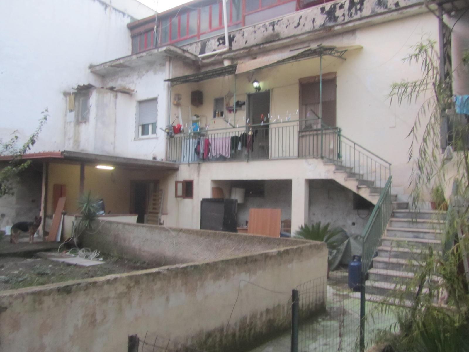 immobile appartamento all'asta in via Liguria n 2 - 80145 Napoli (NA) - 2