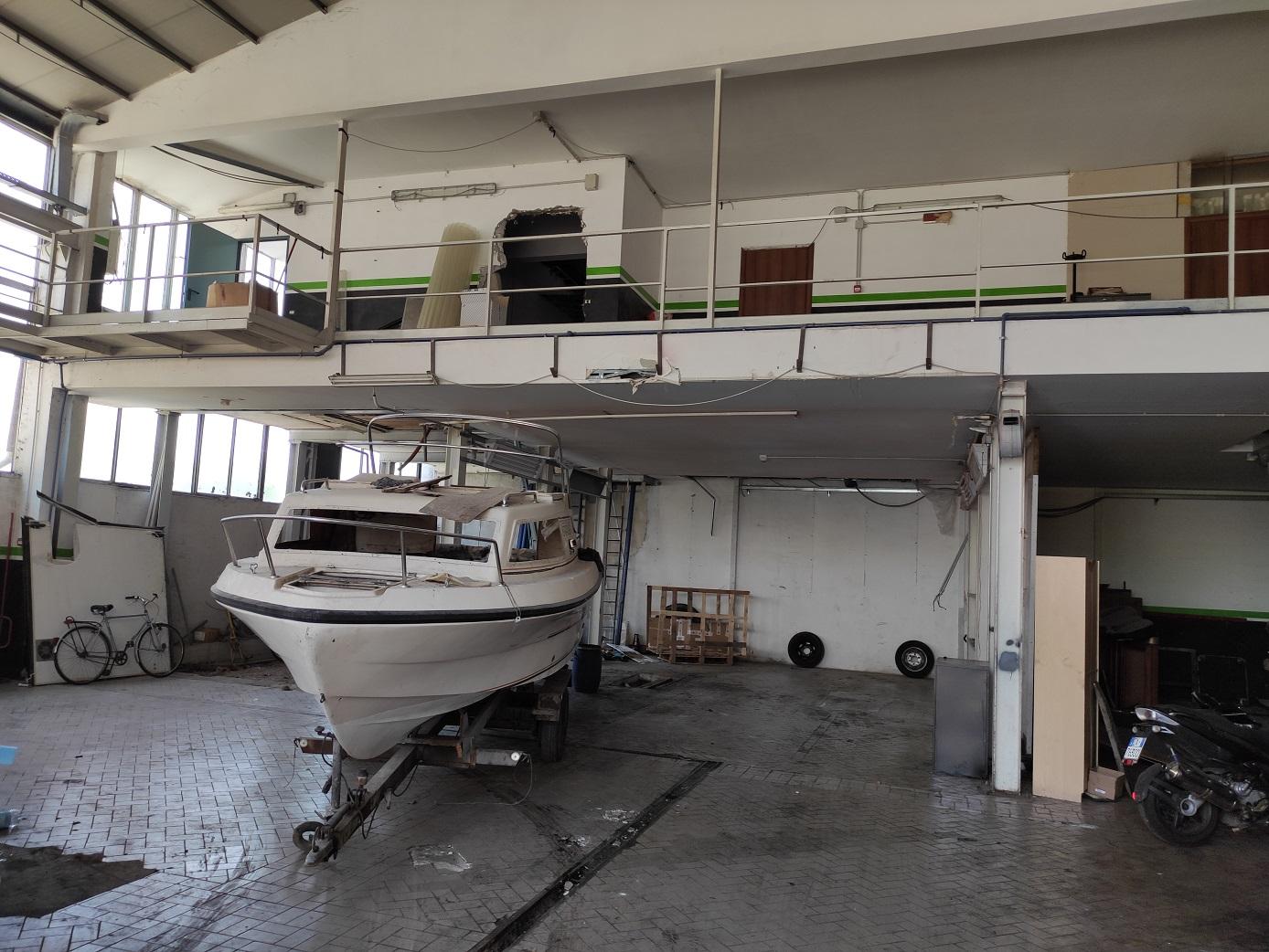 immobile laboratorio all'asta in Via Segantini 93 - 20092 Cinisello Balsamo (MI) - 1