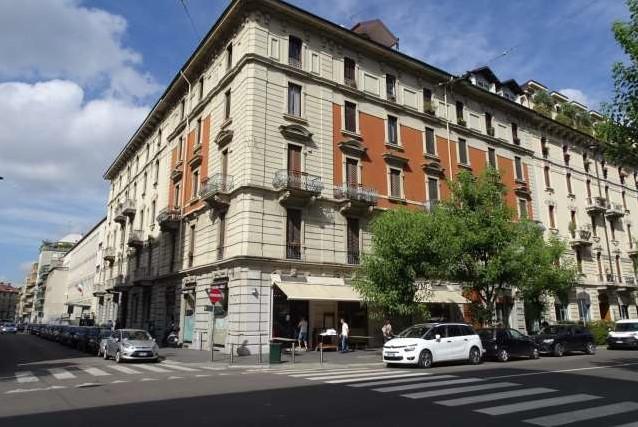immobile appartamento all'asta in via Carlo Ravizza n 19 - 20146 Milano (MI) - 1