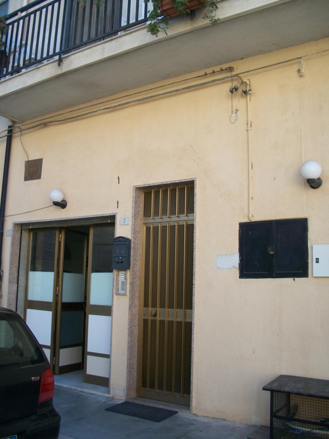 immobile magazzino all'asta in via Gramsci n 5 - 90030 Villafrati (PA) - 2