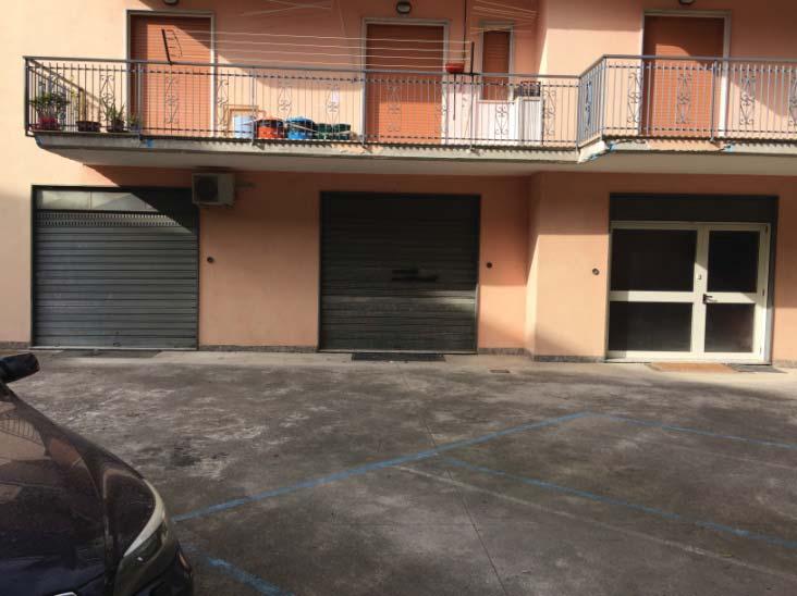 immobile attivita commerciale all'asta in Via Cortine 83 - 83029 Solofra (AV) - 1
