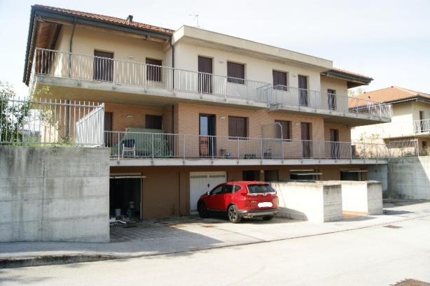 immobile appartamento all'asta in Via Monte Catria 12 Montemarciano (AN) - 2