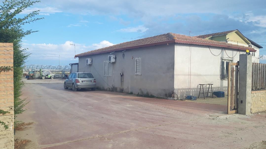 immobile appartamento all'asta in via dei Limoni - 88900 Crotone (KR) - 2