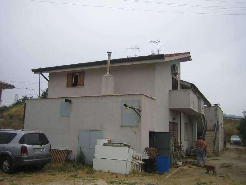 immobile magazzino all'asta in Via Salerno, 5 - 04012 Cisterna di Latina (LT) - 4