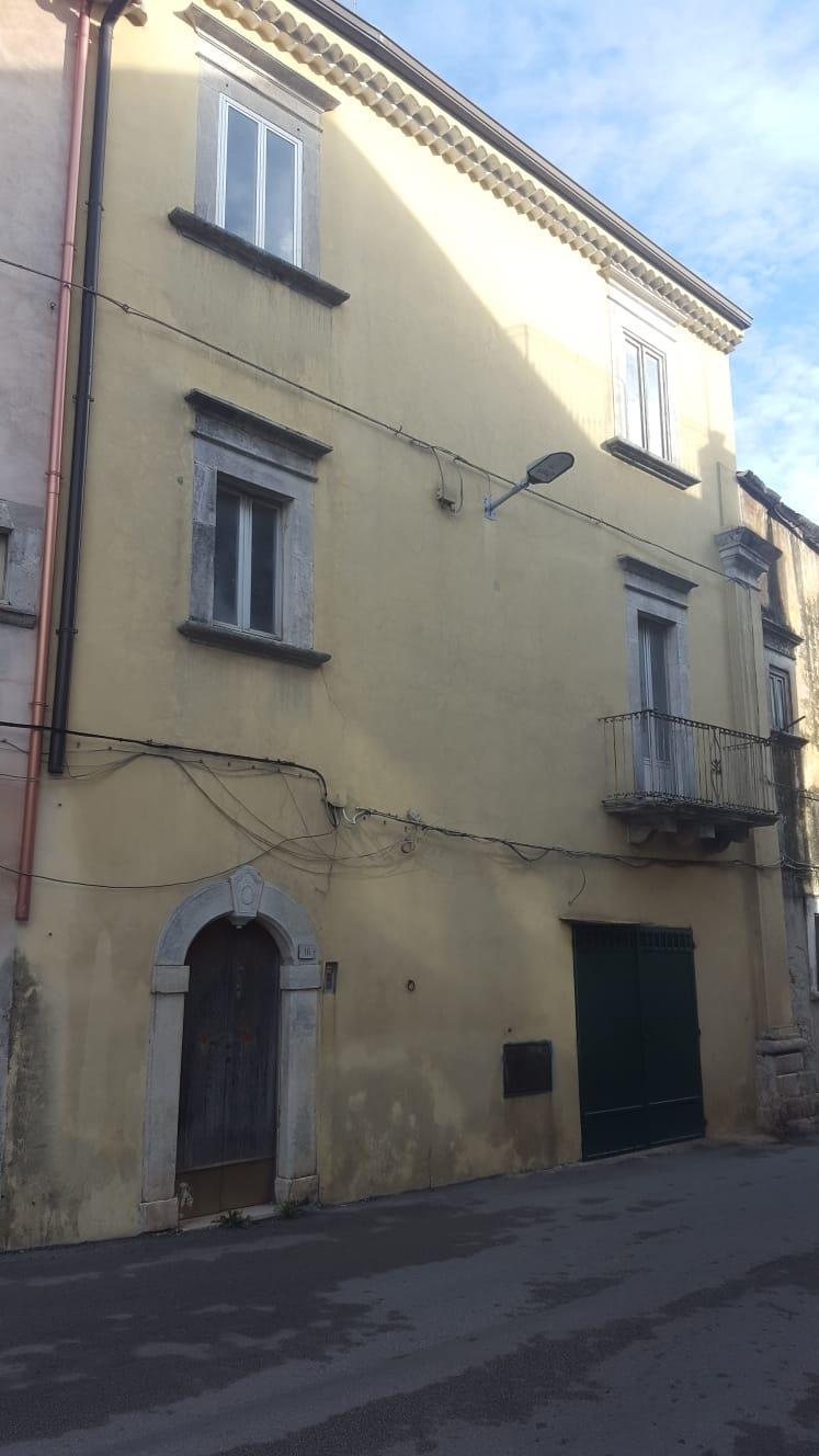 immobile appartamento all'asta in via Monastero, 16 - 71018 Vico del Gargano (FG) - 1
