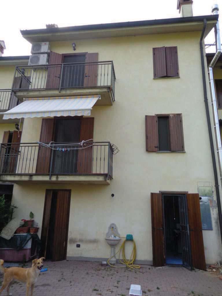 immobile appartamento all'asta in Via Agostino Andronio 61/e - 27010 Miradolo Terme (PV) - 4