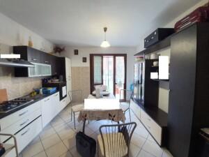 immobile appartamento all'asta in Frazione Albiano Magra, Via Pietrino Venturini - 54011 Aulla (MS) - 2