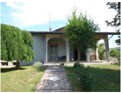 immobile villa all'asta in VIA LEOPARDI N 136 - 46019 Viadana (MN) - 1