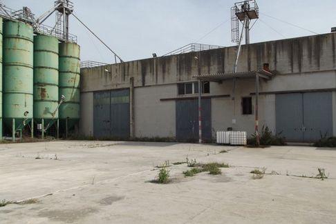 immobile capannone all'asta in Zona industriale Porto Torres (SS) - 4