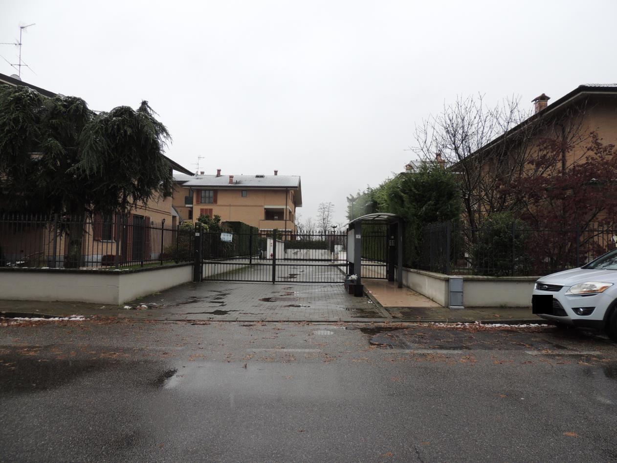 immobile posto auto all'asta in Viale Europa 2/B - 27010 Borgarello (PV) - 2