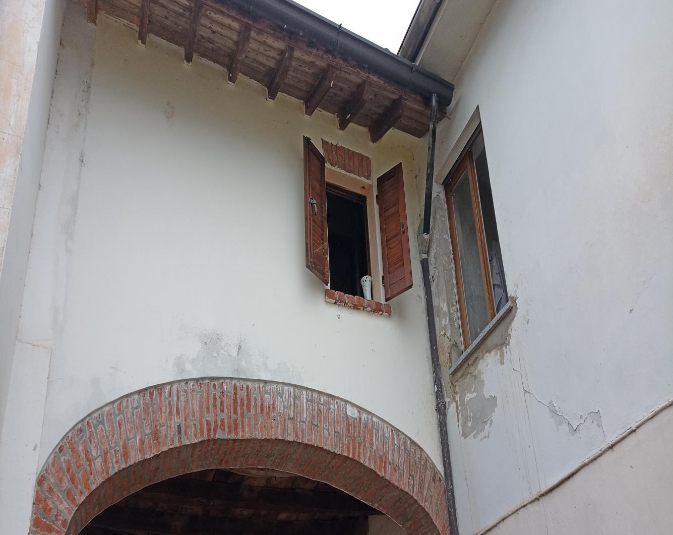immobile appartamento all'asta in Via Vittorio Veneto 58-60 - 27020 Dorno (PV) - 4