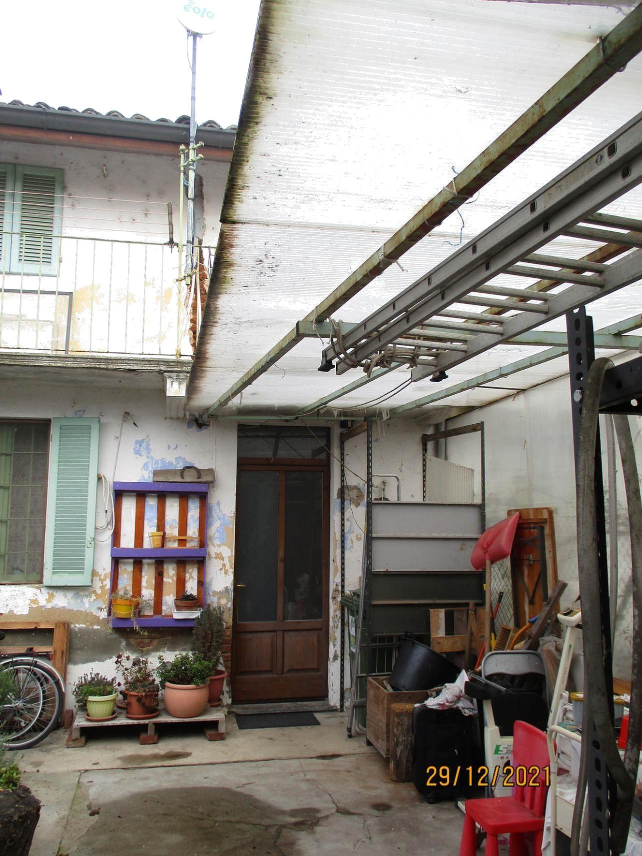 immobile appartamento all'asta in Via Robbio 43 - 27030 Rosasco (PV) - 4