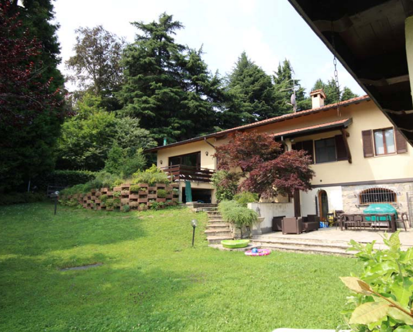 immobile villa all'asta in Via Libertà, n 3 - 22073 Fino Mornasco (CO) - 3