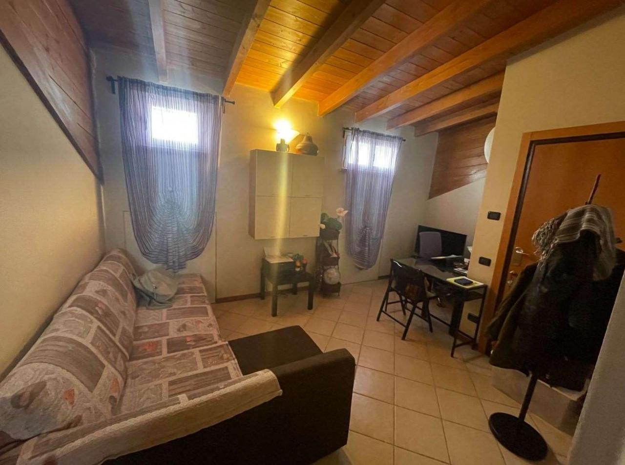immobile APPARTAMENTO ALL'ASTA IN VIA MARTIRI DELLE FOIBE 10-12 - 20872 CORNATE D'ADDA (MB) - 3