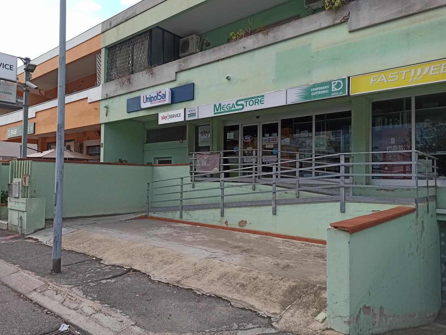 immobile attivita commerciale all'asta in Via degli Artigiani n 8/b - 09170 Oristano (OR) - 1