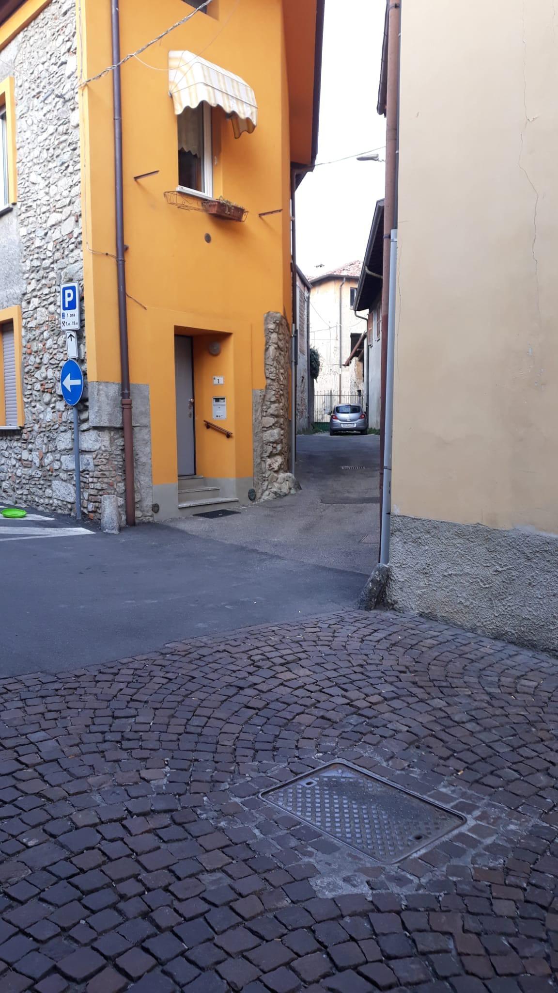 immobile appartamento all'asta in Vicolo Chiuso n 8 - 22040 Alzate Brianza (CO) - 4