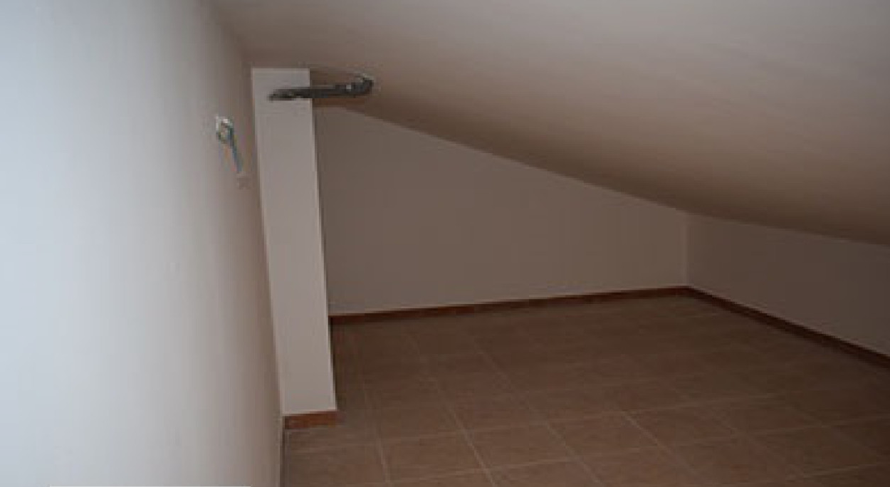 immobile villa all'asta in Via della Selce snc - 00033 Cave (RM) - 4