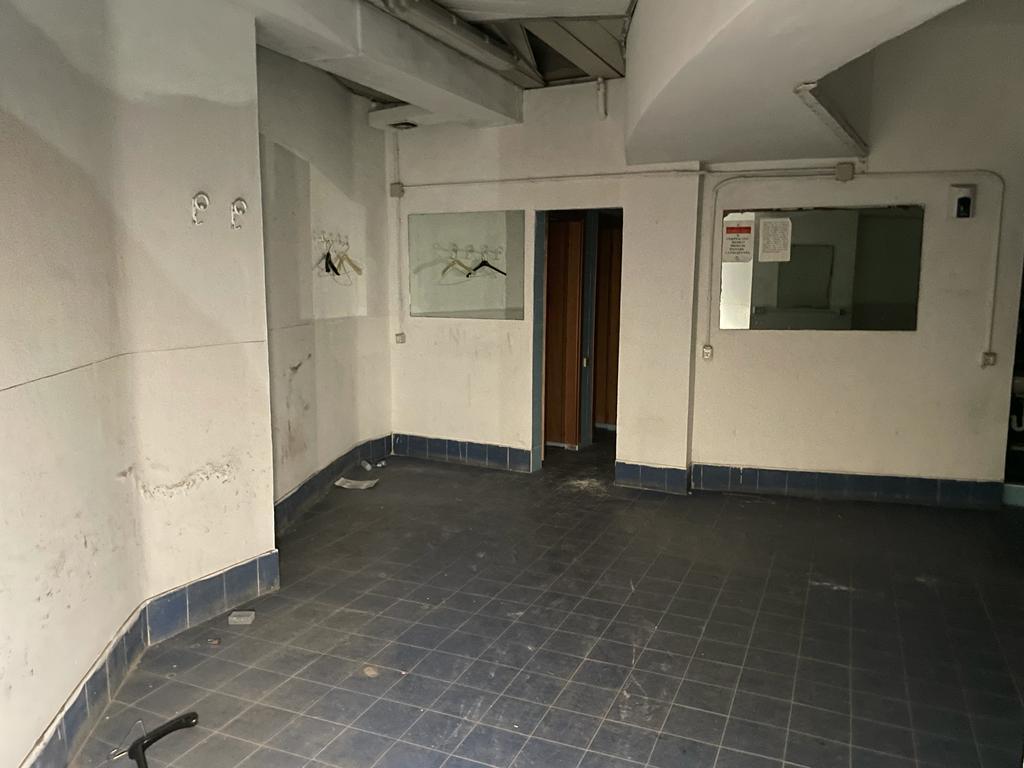 immobile attivita commerciale all'asta in Baluardo Massimo d’Azeglio n 7, angolo via Giuseppe Verdi Novara (NO) - 5