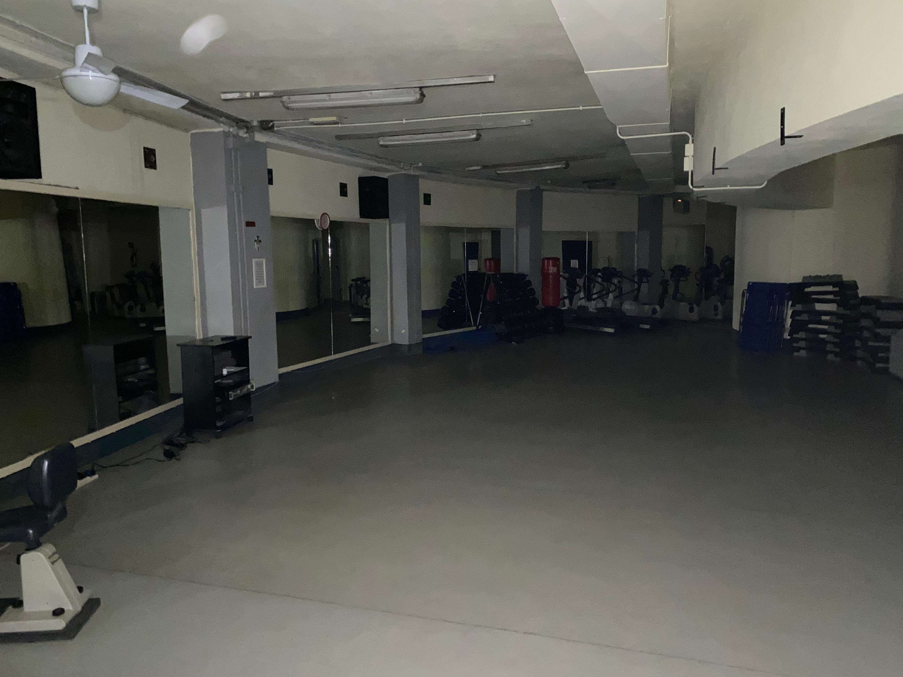 immobile attivita commerciale all'asta in Baluardo Massimo d’Azeglio n 7, angolo via Giuseppe Verdi Novara (NO) - 2