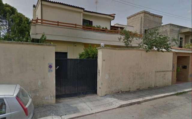 immobile appartamento all'asta in con accesso dalla Via Sandonaci 227 e dalla Via Duca di Genova 212 227 - 72023 Mesagne (BR) - 4