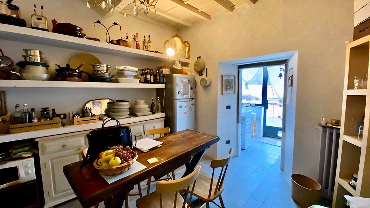 immobile APPARTAMENTO ALL'ASTA IN PIAZZA UMBERTO I 17 - 50060 LONDA (FI) - 2
