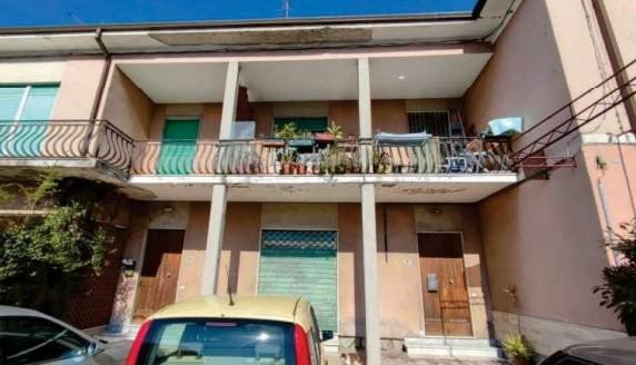 immobile appartamento all'asta in Via Bondano n 87 - 54100 Massa (MS) - 2