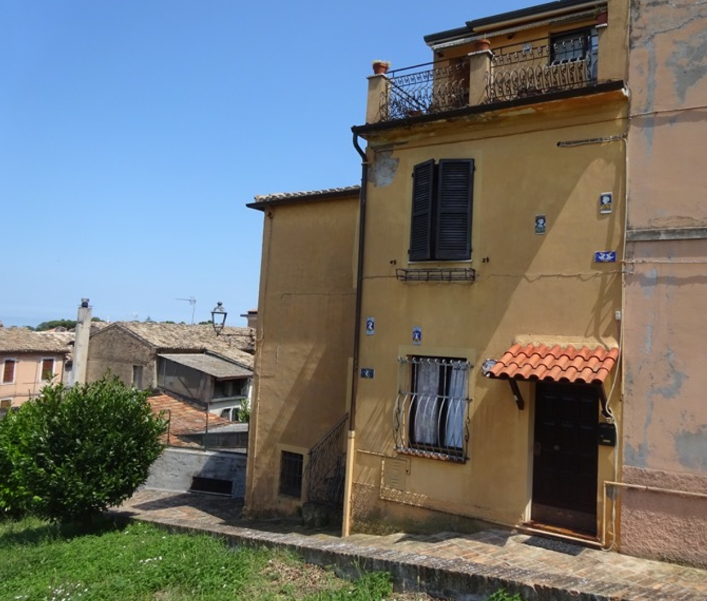 immobile appartamento all'asta in vico masaniello, n 10 - 62018 Potenza Picena (MC) - 1