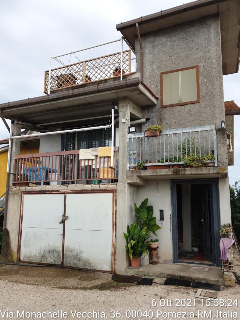 immobile appartamento all'asta in Via Monachelle Vecchia, 38, interno 2, piano primo - 00070 Pomezia (RM) - 2