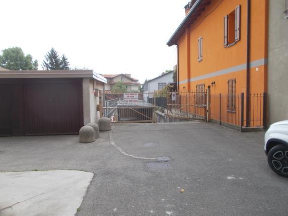 immobile garage all'asta in Via Flli Casati n 12 - 20812 Limbiate (MB) - 2