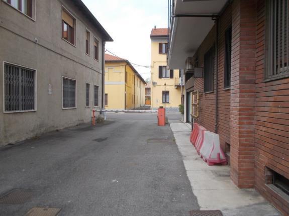 immobile garage all'asta in Via Flli Casati n 12 - 20812 Limbiate (MB) - 1