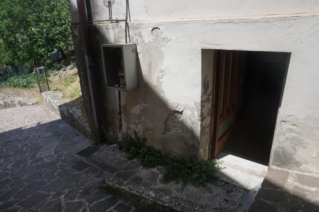 immobile appartamento all'asta in Qualietta - 83040 Calabritto (AV) - 5