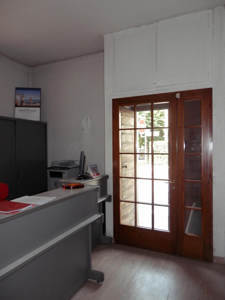 immobile appartamento all'asta in VIA LOMENI N 15 - 20013 Magenta (MI) - 2
