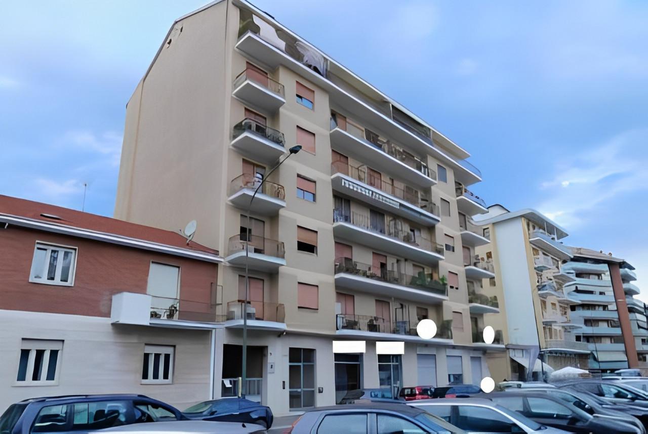 immobile PALESTRA ALL'ASTA IN VIA CASTELGOMBERTO, TORINO (TO) - 1