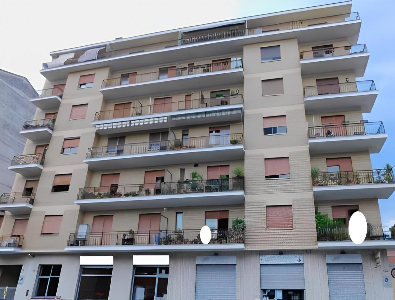 immobile PALESTRA ALL'ASTA IN VIA CASTELGOMBERTO, TORINO (TO) - 2