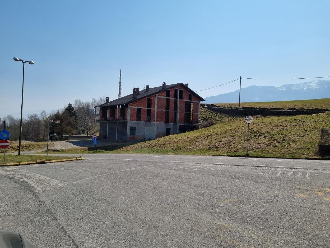 immobile magazzino all'asta in Frazione Triangia - 23100 Sondrio (SO) - 3