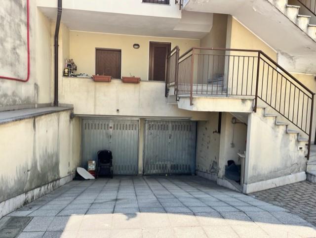 immobile appartamento all'asta in VIA ROMA 87 - 20010 Bareggio (MI) - 2