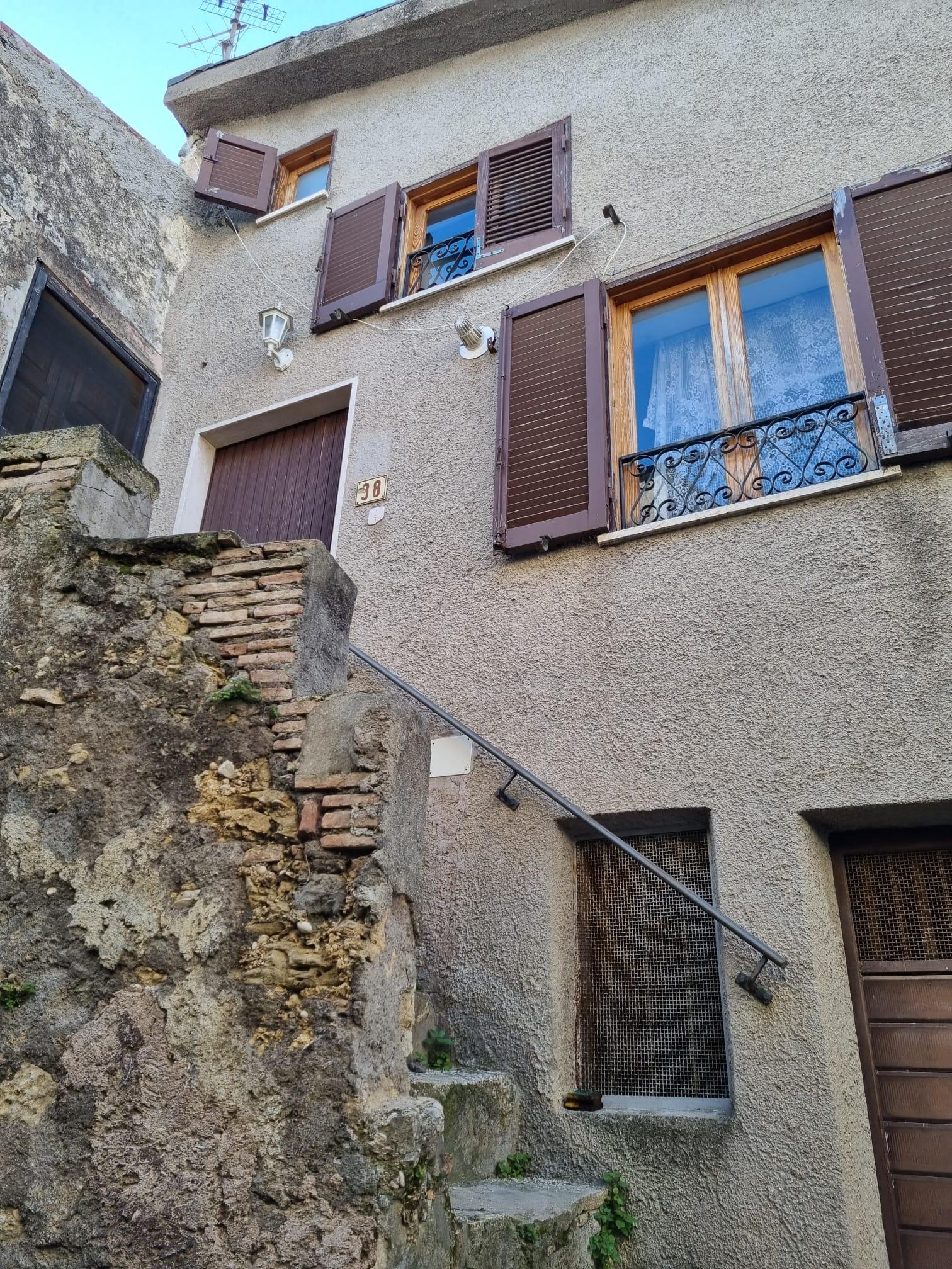 immobile appartamento all'asta in Via Porta Romana n 38 - Monte Santa Maria - 02030 Poggio Nativo (RI) - 1