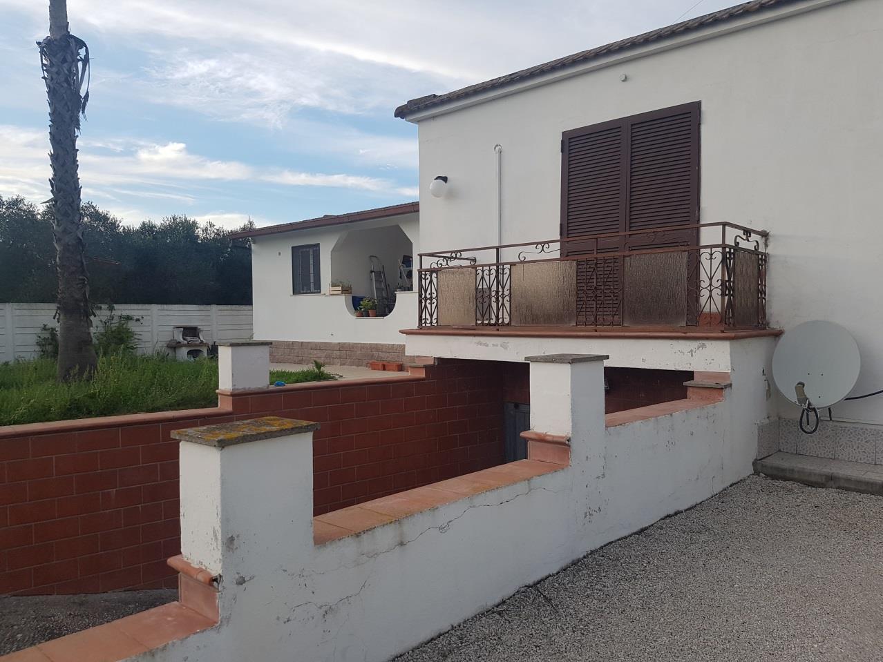 immobile appartamento all'asta in Via Giolitti n 9 - 04011 Aprilia (LT) - 1
