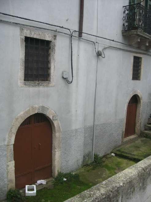 immobile fabbricato all'asta in Vico del Gargano, Via Arcaroli nn 20, 22, 24 e 26 - 71018 Vico del Gargano (FG) - 5