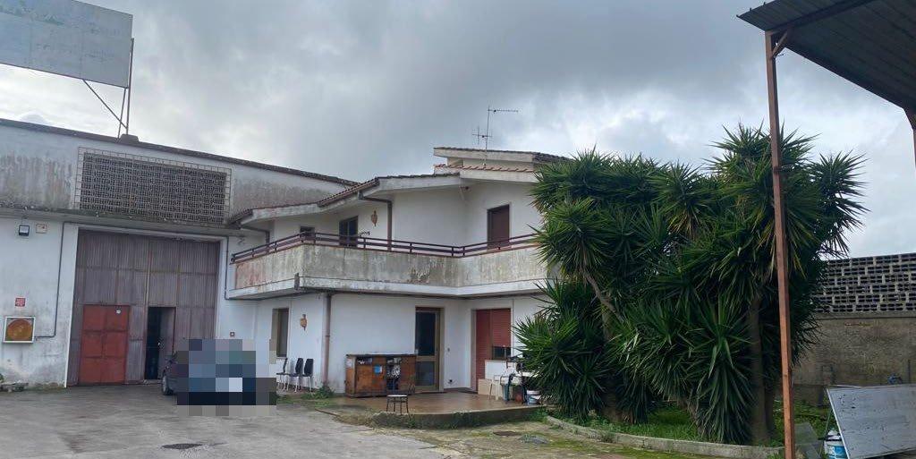 immobile magazzino all'asta in via vicinale per Lucugnano snc - 73039 Tricase (LE) - 4